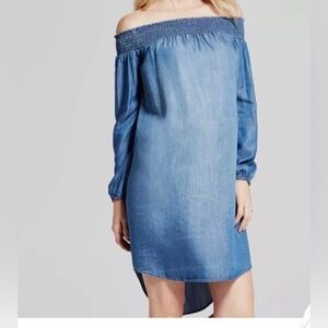 Isabel Dress Off Shoulder Chambray Denim Jean Baby Shower. Size large.